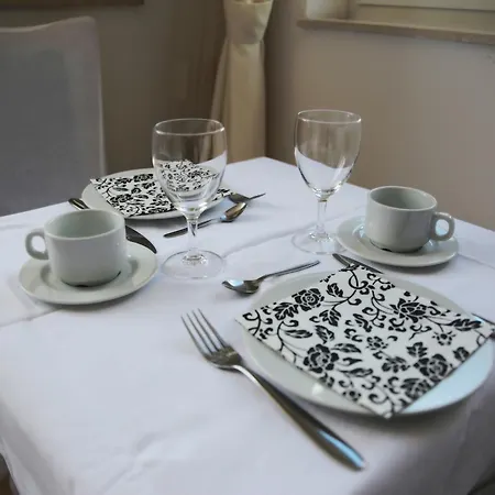 Апартаменты Beach Apartment-4 Persons